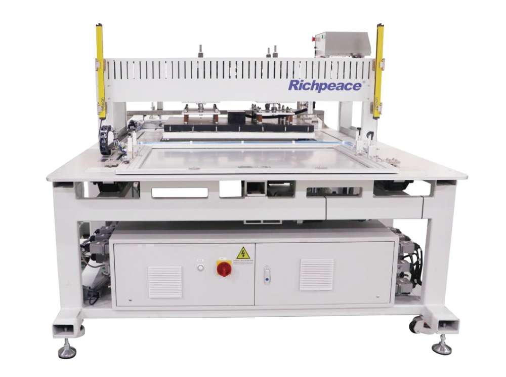 富怡全自動沖、復(fù)、縫、繡生產(chǎn)線 富怡全自動沖、復(fù)、縫、繡生產(chǎn)線