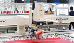 富怡全自動360°臂橋式皮革縫紉機(jī) 富怡全自動360°臂橋式皮革縫紉機(jī)