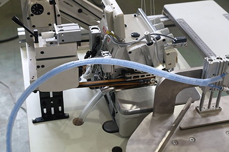 富怡立體角半自動(dòng)縫合機(jī)